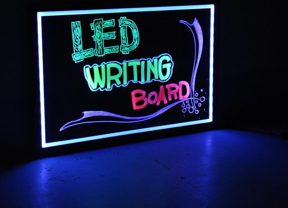 Yếu tố nào tạo nên thành công của một tấm biển quảng cáo đèn LED?